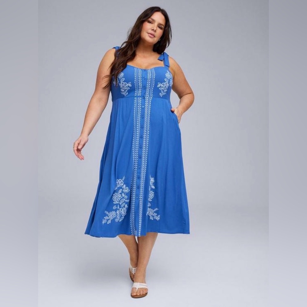 Plus Size NWT Belle Isle Button Front Midi Dress